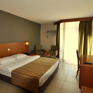 Otel Surtel ***